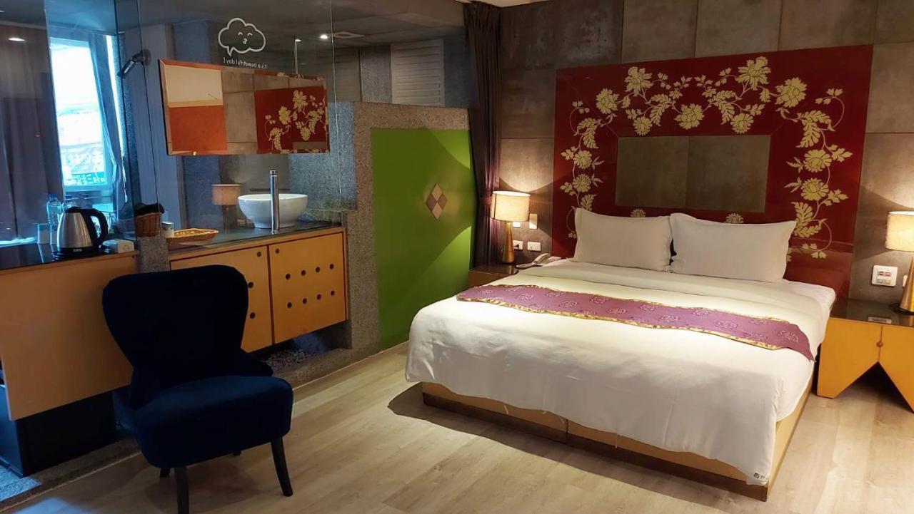 Jungle City Motel Città di Chiayi Esterno foto